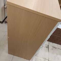 リユースのサカイ栃木店★ジモティ割あり★ NITORI 4段プラチェスト ホワイト/ライトブラウン W57.5×D39.5×H86 クリーニング済み TC10996の画像