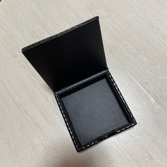 小物入れと小物置き 黒エナメルの画像