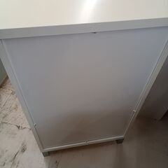 リユースのサカイ栃木店★ジモティ割あり★  収納棚 ホワイト W58×D35×H99.5 クリーニング済み TC10997の画像