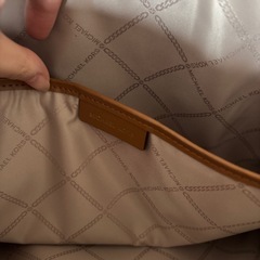 未使用　MICHAELKORS ラップトップケース　パソコンケースの画像