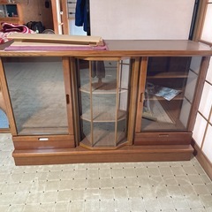 収納家具の画像