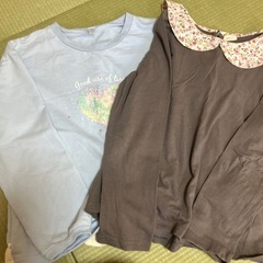 長袖Tシャツ130  2枚の画像