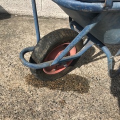 運搬用 一輪車　※タイヤは要交換の画像