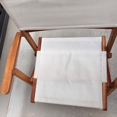 ニトリ　木製折りたたみチェア　の画像