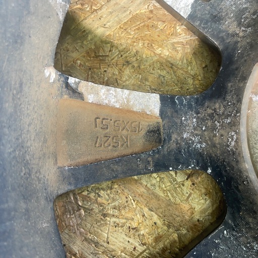 　15インチ　5.5J+45　4H-100