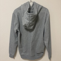 VOLCOM 撥水プルオーバーパーカーの画像