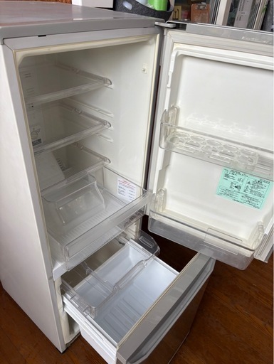 J0701   MITSUBISHI 三菱　146L 2ドア冷蔵庫　2014年　冷蔵庫変色ありあり