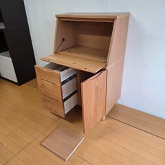 未使用訳あり 天然木アルダー材のライティングビューロー　幅70cm　パソコンデスク 木製 学習机 勉強机 プリンター収納 北欧の画像