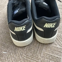 NIKE スニーカー　レディース23、５cmcmの画像