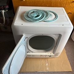 衣類乾燥機の画像