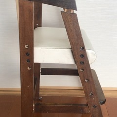 子ども用チェアの画像
