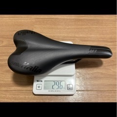 セライタリア　ロードバイクサドル　の画像