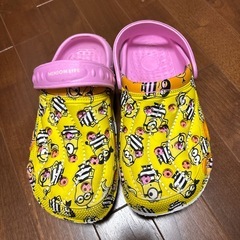 ミニオンサンダル黄色✖️ピンクの画像