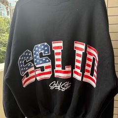 sweatshirtの画像