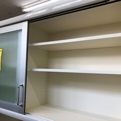 【ジャングルジャングルサカイ石津店】パモウナ システムキッチンボード 幅140cm　大容量　ホワイト　スライド扉　高級家具　新生活　 クリーニング済み 堺市 西区 東区 北区 南区 堺区 石津の画像