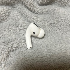 【最終値下げ】AirPodsPro 第一世代 Apple正規品 左耳なしの画像