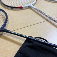 3本・おまけつきおまけ付き🏸バドミントン・ラケット🏸【YONEX】の画像