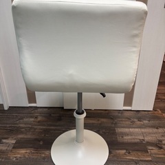 カウンターチェア ロータイプ　高さ調節可能（座面高45〜64cm）の画像
