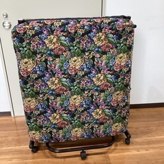 折りたたみベッド（リクライニング付き）【町田市再生家具】251975の画像