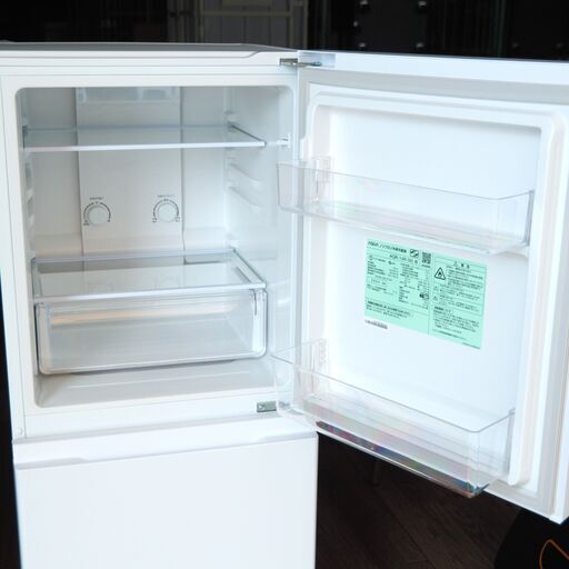 冷蔵庫　137L　2ドア　アクア　AQR-14R（W）　リユース品　価格　21,800円
