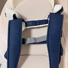 コンビ　ニンナナンナ　抱っこ紐
の画像