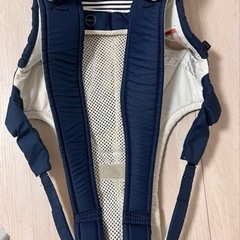 コンビ　ニンナナンナ　抱っこ紐
の画像