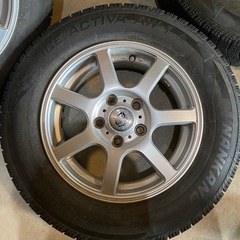 中古スタッドレスタイヤホイール4本セットの画像