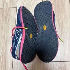 スニーカー 2足セット（The North Face & Lachatet）の画像