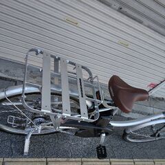 ❮日本製❯[Panasonic]パートナー・U 24型電動アシスト自転車 16Ahバッテリー+充電器+キー2本(モダンシルバー)の画像