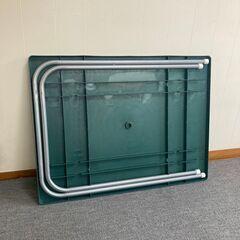 アウトドア用テーブルの画像