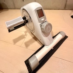 【美品】エアロバイク ミニ 定価14890円　Bluetooth接続 アプリ接続でバーチャルサイクリング可能の画像