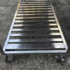 作業台　キッチン　厨房　調理台　キャスター付　スノコ棚　180×75cm 高さ80cmの画像