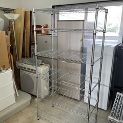 使用３か月　アイリスオオヤマ　スチールラック 幅91cm メタルラック 6段 SE-918E メタルシェルフ ７台あります。の画像