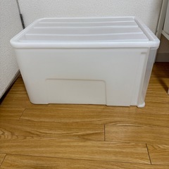衣装ケースの画像