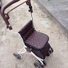 シルバーカーの画像