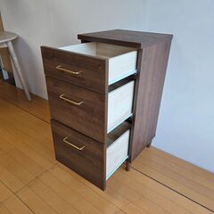 未使用訳あり 幅40.5 奥行40 高さ85 チェスト ブラウン 3段 深型 A4収納 収納家具 すき間 隙間 サイドチェストの画像
