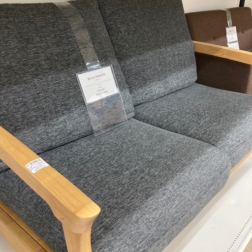 BELLE MAISON2人掛けソファーのご紹介です！