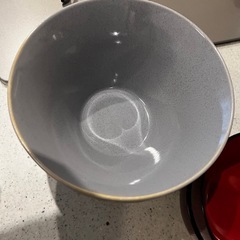 どんぶりと味噌汁の器の画像