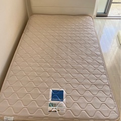 セミダブルベッド マット ベットの画像