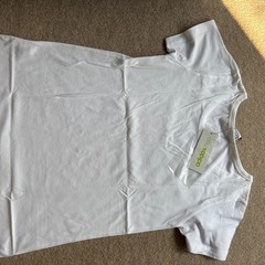 アディダスＴシャツ　M　未使用の画像