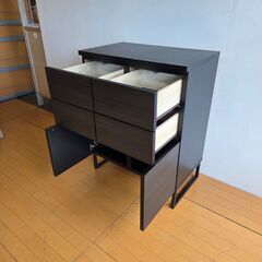 未使用訳あり スクエアキャビネット　引出しタイプ　幅71ｃｍ　ディスプレイ リビング ブラック 黒 ラック スクエア 棚 リビングボードの画像