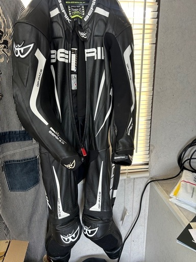 ベリック！レーシングスーツ！