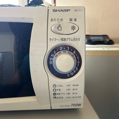 2009年製 シャープ製の電子レンジ「RE-T1-W5」の画像