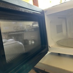 2009年製 シャープ製の電子レンジ「RE-T1-W5」の画像