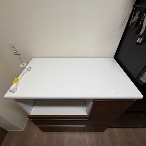 【掲載終了間近】【モイス加工付き】カップボード キッチンボード 食器棚