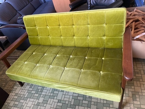 【引取限定】カリモク風2人掛けソファ