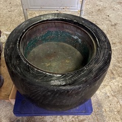 火鉢 2個の画像
