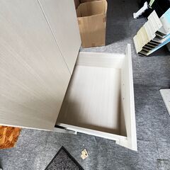 クローゼット ワードローブ ホワイトの画像