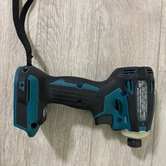 マキタ　TD172D インパクトドライバー　バッテリー2個付きの画像