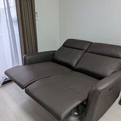 リクライニングソファの画像